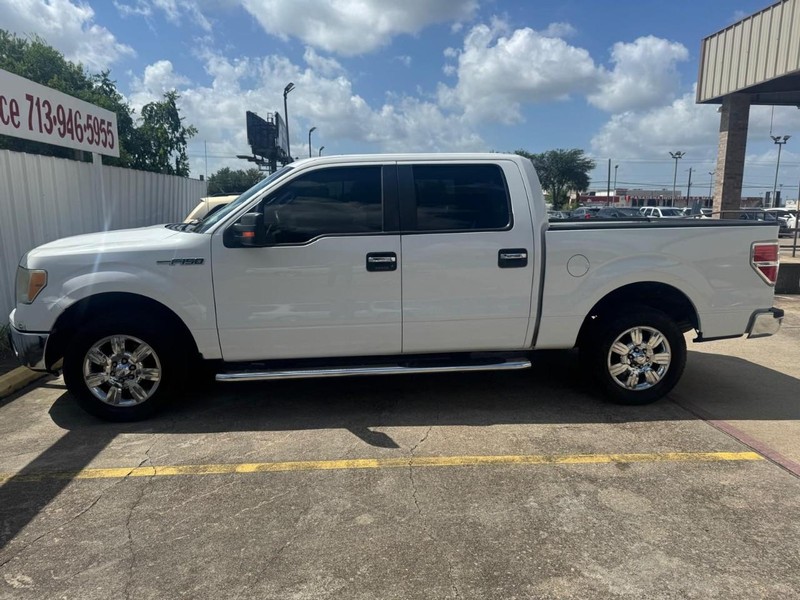 Ford F-150 Vehicle Full-screen Gallery Image 08