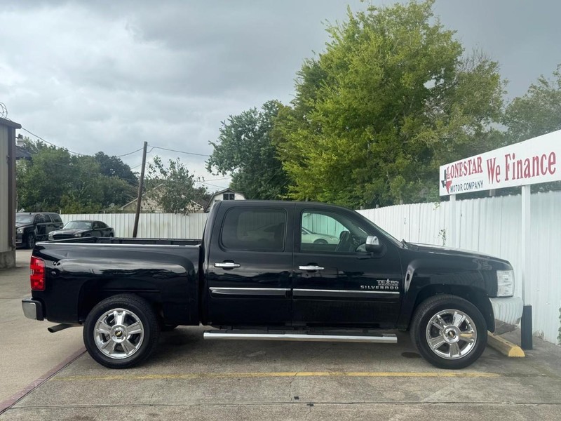 Chevrolet Silverado 1500 Vehicle Full-screen Gallery Image 07