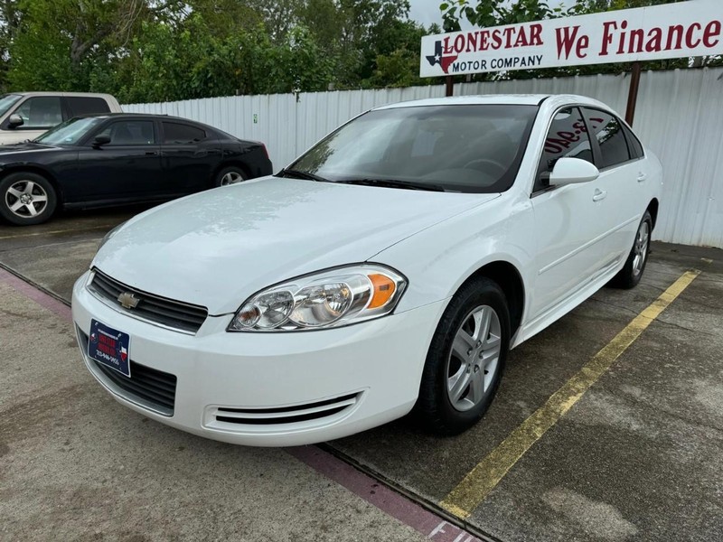 Chevrolet Impala Vehicle Full-screen Gallery Image 02