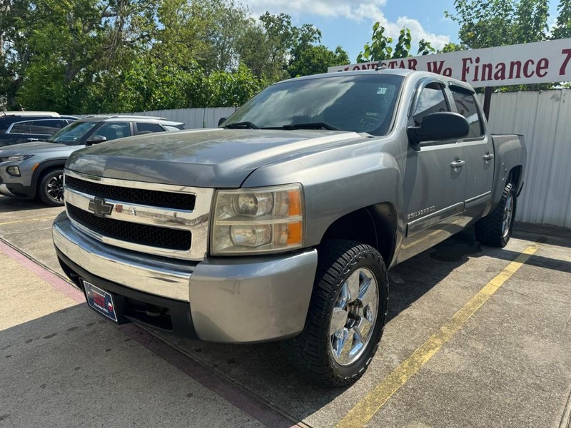 Chevrolet Silverado 1500 Vehicle Full-screen Gallery Image 02