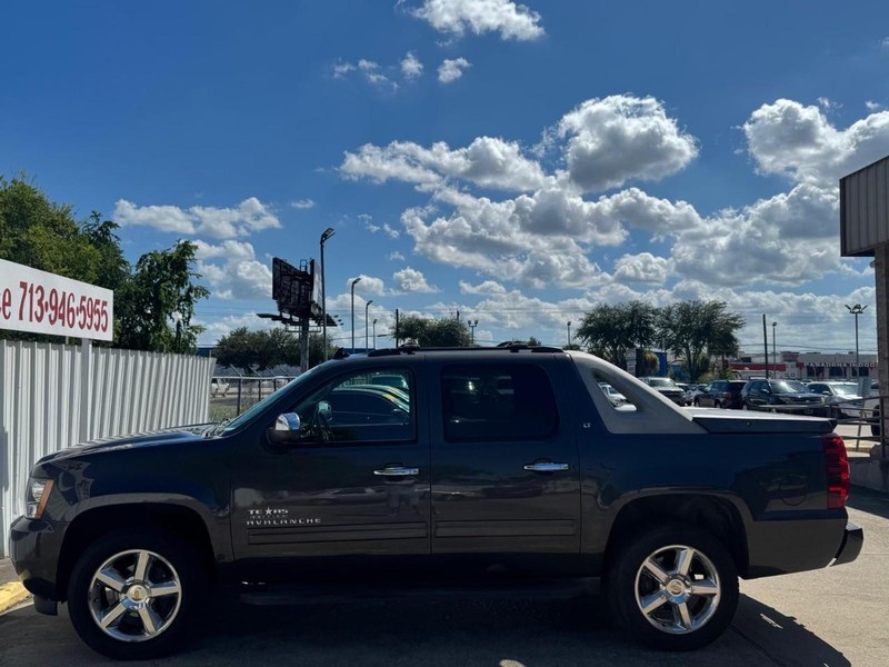 Chevrolet Avalanche Vehicle Full-screen Gallery Image 08