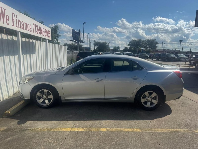 Chevrolet Malibu Vehicle Full-screen Gallery Image 08
