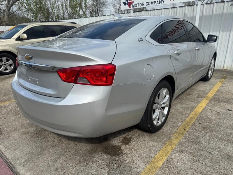 Chevrolet Impala Vehicle Full-screen Gallery Image 05