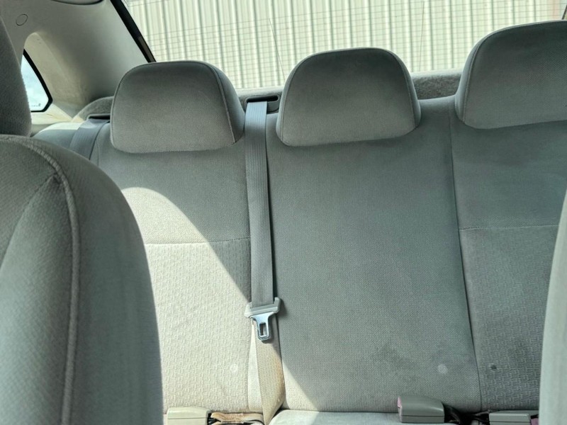 Chevrolet Impala Vehicle Full-screen Gallery Image 11