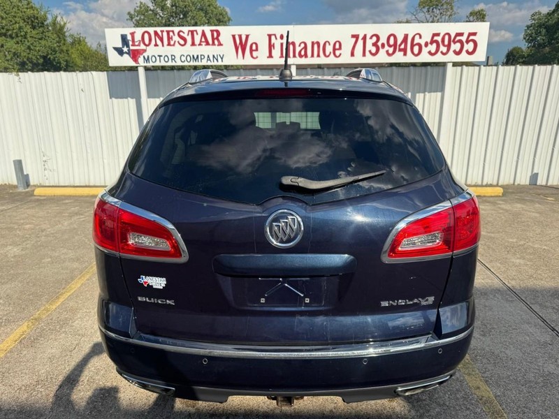 Buick Enclave Vehicle Full-screen Gallery Image 04