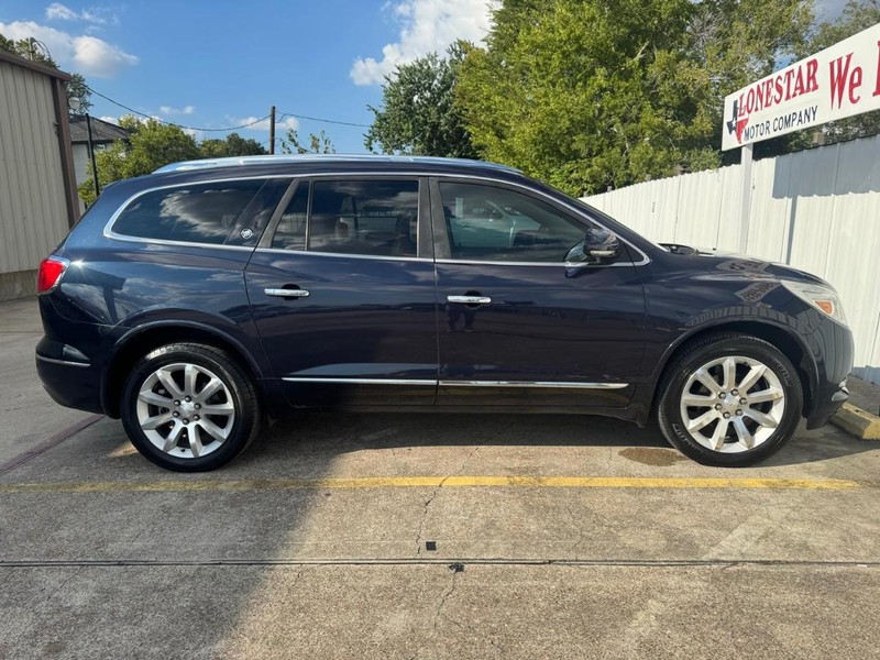 Buick Enclave Vehicle Full-screen Gallery Image 07