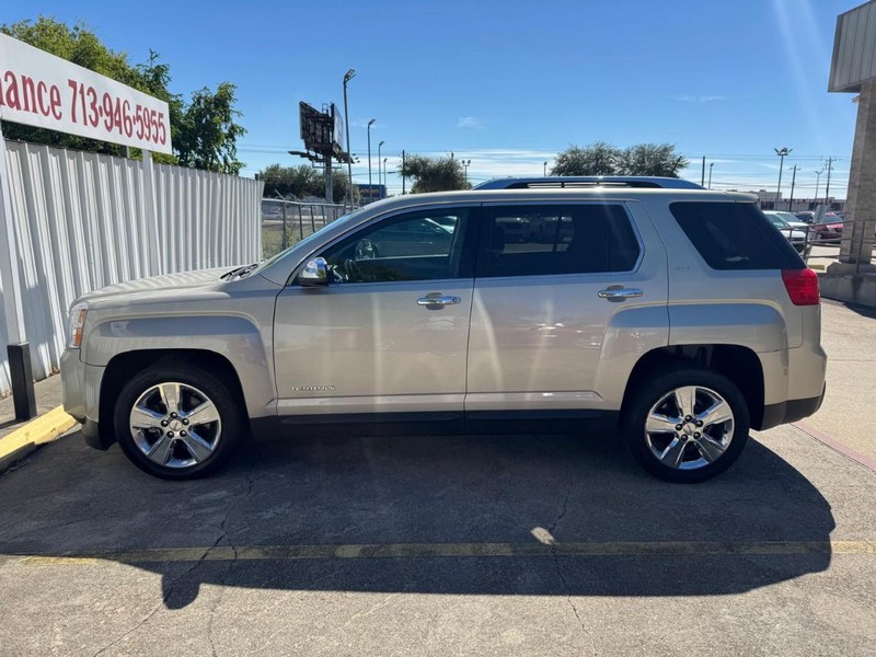 GMC Terrain Vehicle Full-screen Gallery Image 07