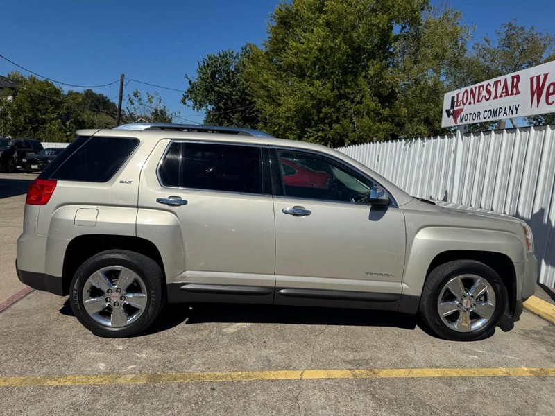 GMC Terrain Vehicle Full-screen Gallery Image 08