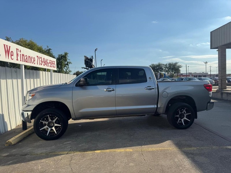 Toyota Tundra 2WD Truck Vehicle Full-screen Gallery Image 08