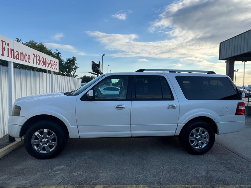 Ford Expedition EL Vehicle Full-screen Gallery Image 07