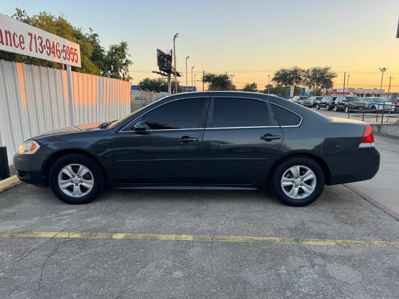 Chevrolet Impala Limited Vehicle Full-screen Gallery Image 07