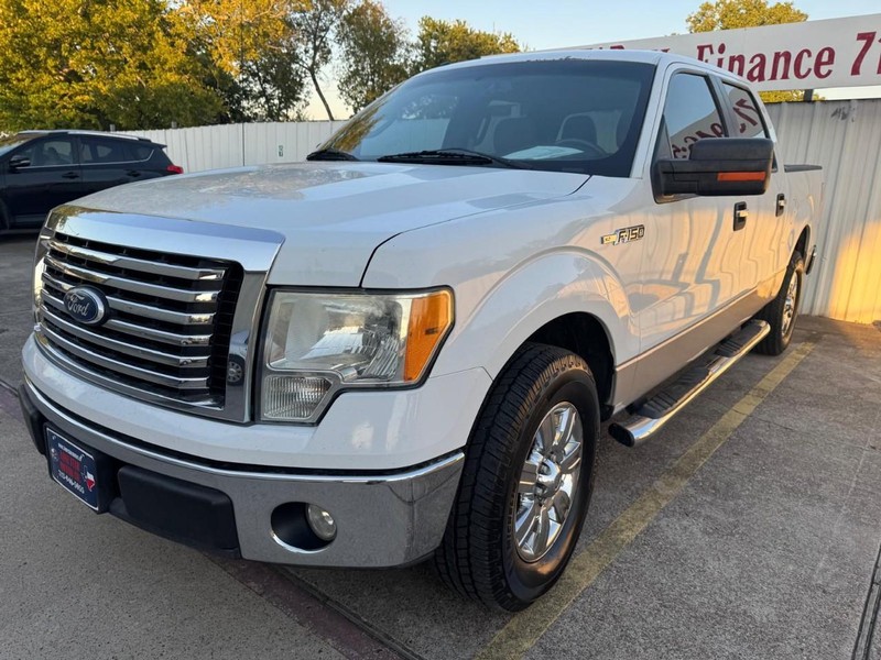 Ford F-150 Vehicle Full-screen Gallery Image 02