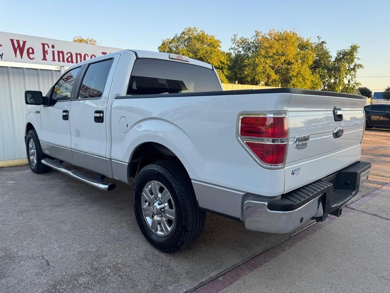 Ford F-150 Vehicle Full-screen Gallery Image 05