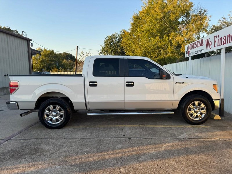 Ford F-150 Vehicle Full-screen Gallery Image 07