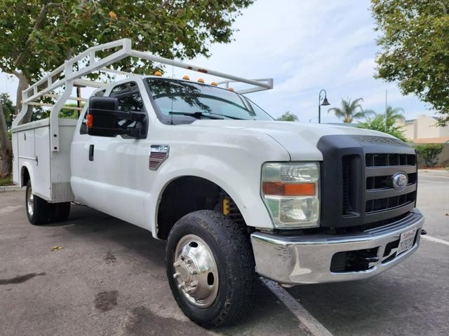 more details - ford super duty f-350 drw