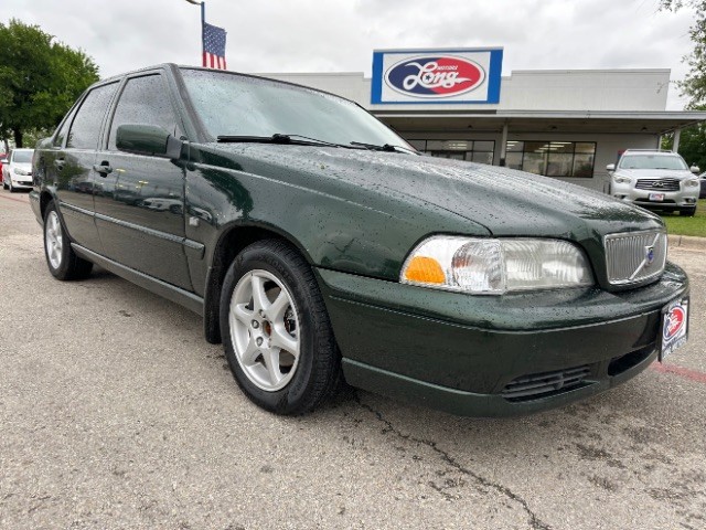 more details - volvo s70