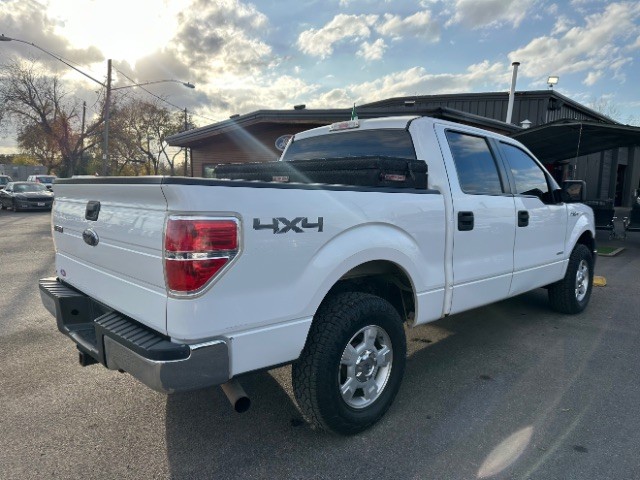 Ford F-150 Vehicle Full-screen Gallery Image 05