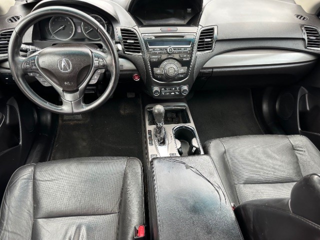 Acura RDX Vehicle Full-screen Gallery Image 06