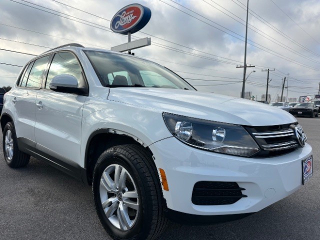 more details - volkswagen tiguan