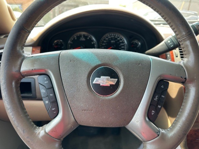 Chevrolet Tahoe Vehicle Full-screen Gallery Image 14