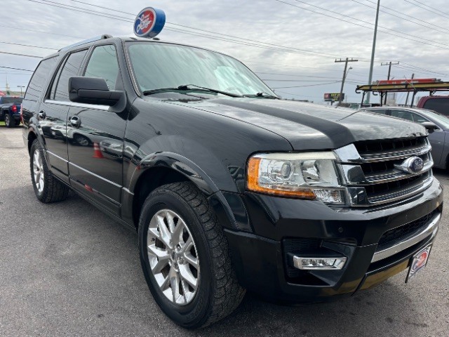 2015 Ford Expedition Limited's photo