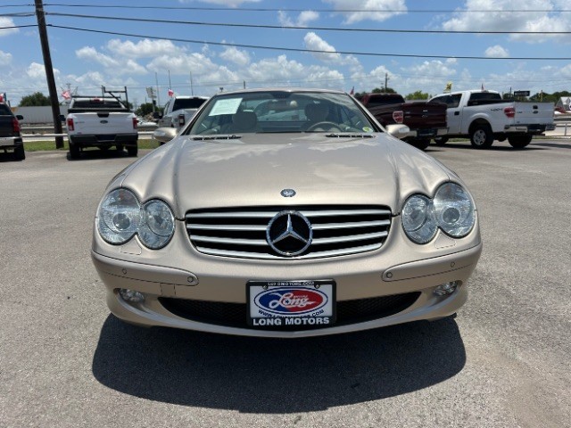 Mercedes-Benz SL-Class Vehicle Full-screen Gallery Image 03