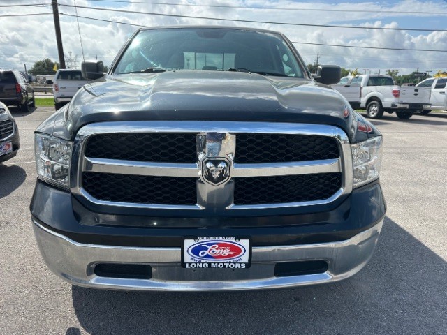 Ram 1500 Vehicle Full-screen Gallery Image 03