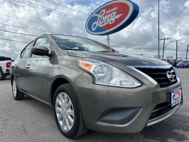 more details - nissan versa