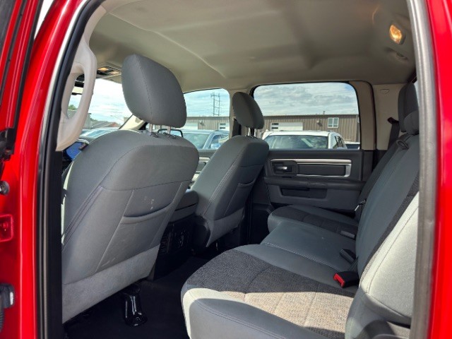 Ram 1500 Vehicle Full-screen Gallery Image 10