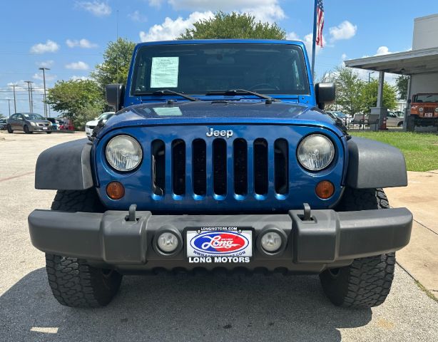 Jeep Wrangler Unlimited Vehicle Full-screen Gallery Image 3