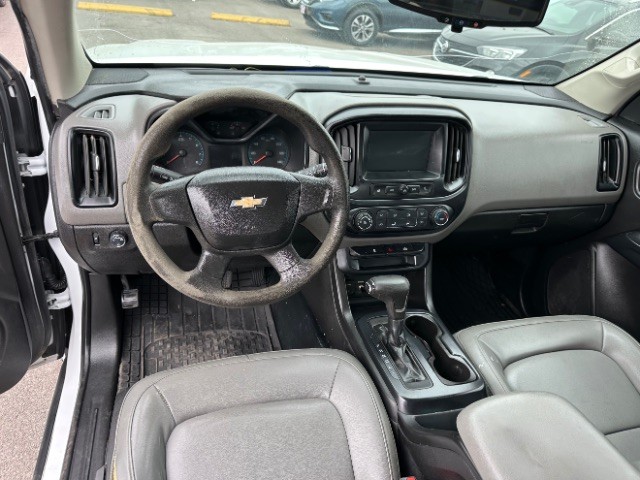 Chevrolet Colorado Vehicle Full-screen Gallery Image 07