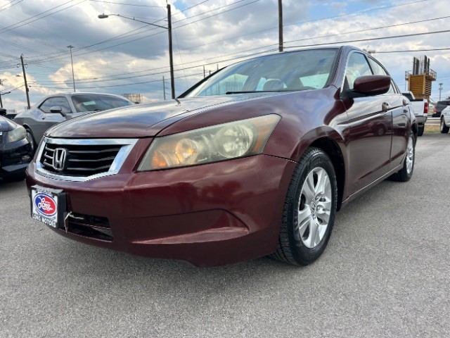 Honda Accord Sedan Vehicle Full-screen Gallery Image 02