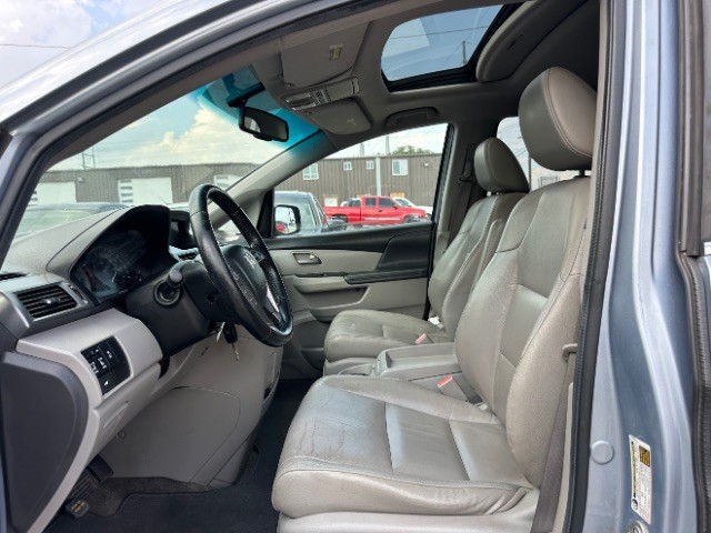 Honda Odyssey Vehicle Full-screen Gallery Image 10