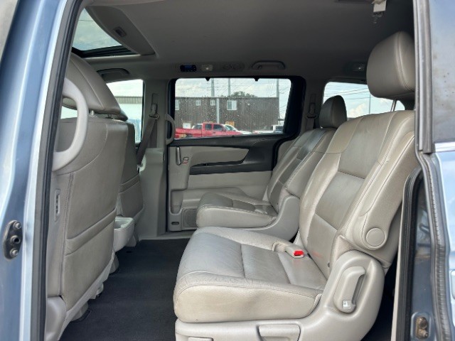 Honda Odyssey Vehicle Full-screen Gallery Image 13