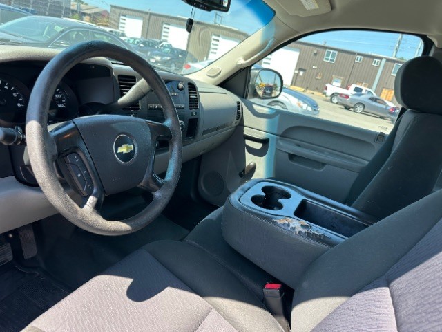 Chevrolet Silverado 1500 Vehicle Full-screen Gallery Image 09