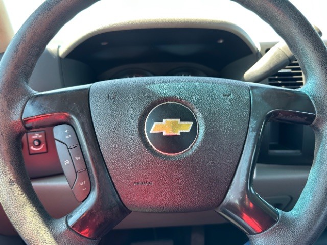 Chevrolet Silverado 1500 Vehicle Full-screen Gallery Image 13