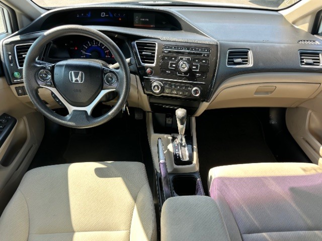 Honda Civic Sedan Vehicle Full-screen Gallery Image 06