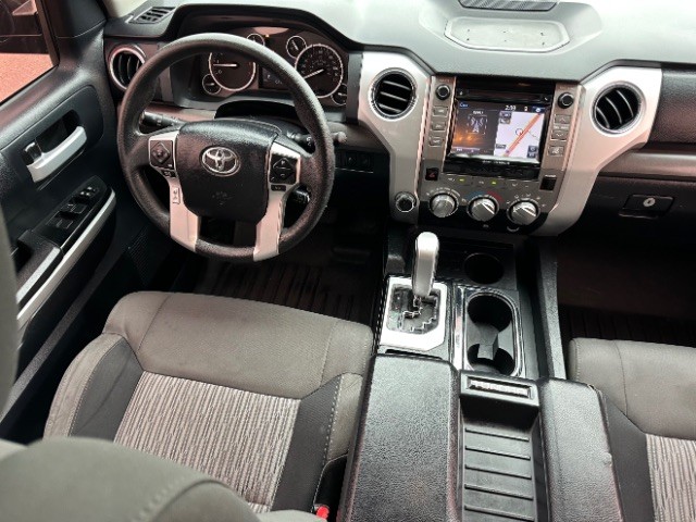 Toyota Tundra 4WD Truck Vehicle Full-screen Gallery Image 08