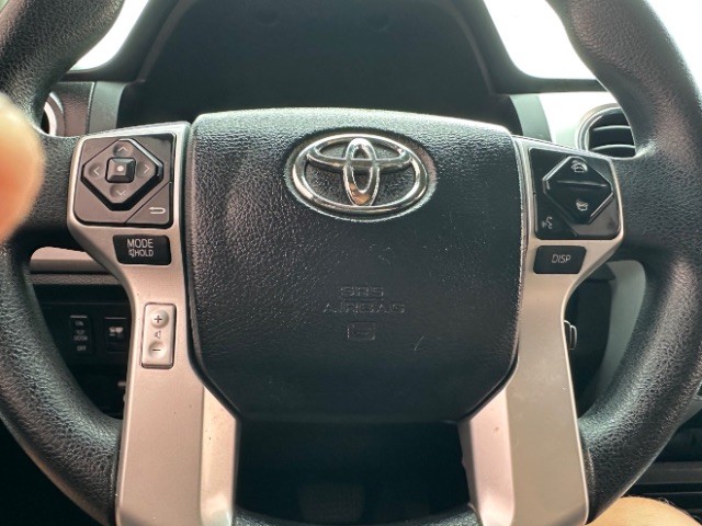 Toyota Tundra 4WD Truck Vehicle Full-screen Gallery Image 14