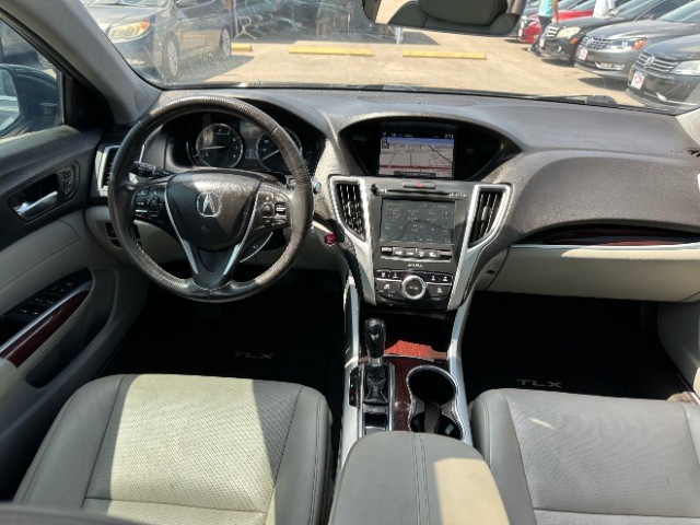 Acura TLX Vehicle Full-screen Gallery Image 07