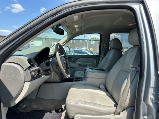 Chevrolet Tahoe Vehicle Full-screen Gallery Image 10