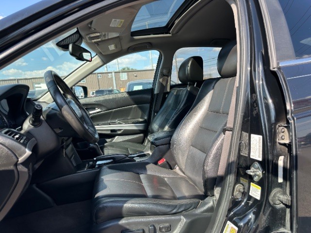 Honda Crosstour Vehicle Full-screen Gallery Image 10