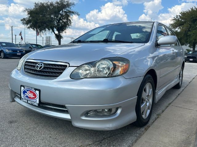 Toyota Corolla Vehicle Full-screen Gallery Image 02