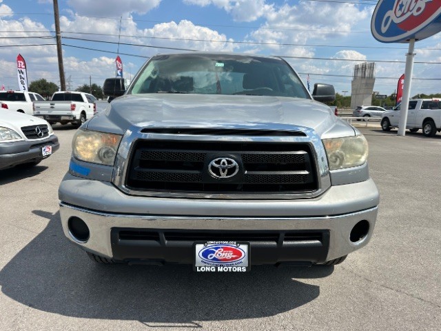 Toyota Tundra 2WD Truck Vehicle Full-screen Gallery Image 03