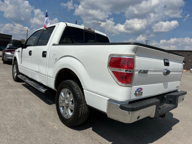 Ford F-150 Vehicle Full-screen Gallery Image 05