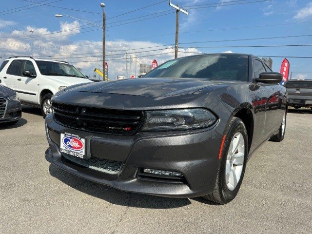 Dodge Charger Vehicle Full-screen Gallery Image 02