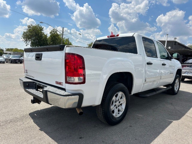 GMC Sierra 1500 Vehicle Full-screen Gallery Image 04