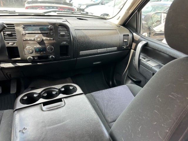 GMC Sierra 1500 Vehicle Full-screen Gallery Image 07