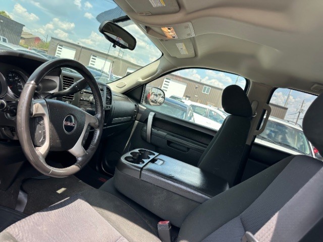 GMC Sierra 1500 Vehicle Full-screen Gallery Image 09