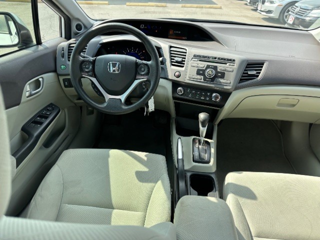 Honda Civic Sedan Vehicle Full-screen Gallery Image 08
